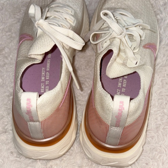 Women’s Nike React Infinity Run Flyknit 'Sail Metallic Copper' - Picture 6 of 6